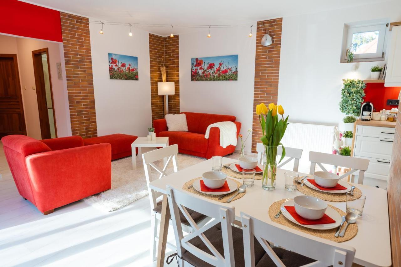 Sara-Lux Apartman Nyarliget Exterior photo